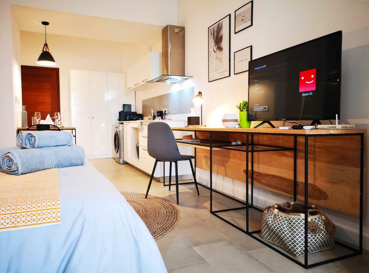 Avya'S Studio 113 At Ebene Square, Ebene كواتر بورنيه المظهر الخارجي الصورة